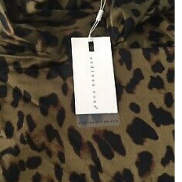 Endless Rose 🌹 green animal print camisole - Picture 6 of 7